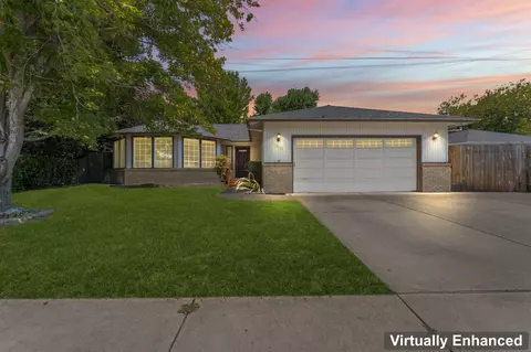 3360 Wellington Dr, Medford, OR 97504