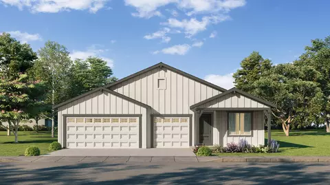 3437 NW 10th Pl #68, Redmond, OR 97756