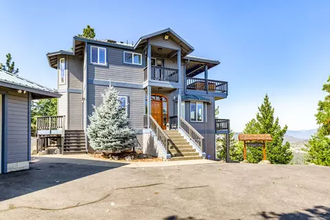 308 Mt Castle Dr, Eagle Point, OR 97524 photo 7