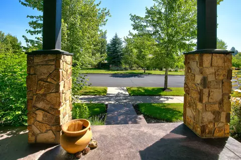 61167 Princeton Loop, Bend, OR 97702 photo 23
