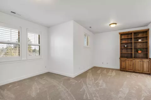 61167 Princeton Loop, Bend, OR 97702 photo 16