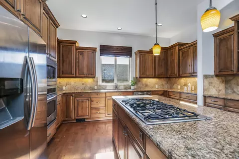 61167 Princeton Loop, Bend, OR 97702 photo 5
