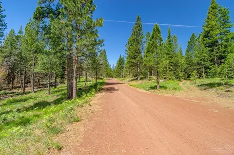 lot500 Forest Service Rd #1030 RD, Sisters, OR 97759