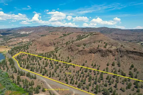 Hwy 19, Spray, OR 97874