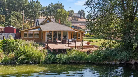 400 12 Conger Ave, Klamath Falls, OR 97601