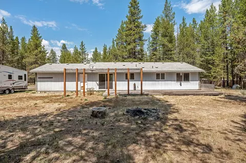 16137 Alpine Dr, La Pine, OR 97739 photo 4