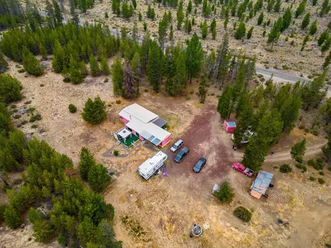 7464 Howard Rd, La Pine, OR 97739 photo 4