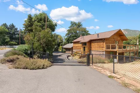3456 Rogue River Hwy, Gold Hill, OR 97525