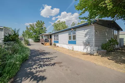2509 Terrmont St, White City, OR 97503