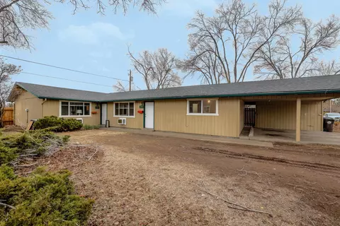 1227 SW 17th Street St, Redmond, OR 97756