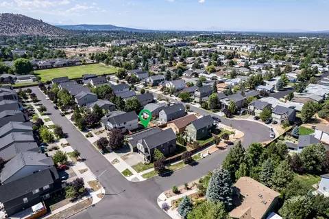 867 NE Locksley Dr, Bend, OR 97701 photo 21