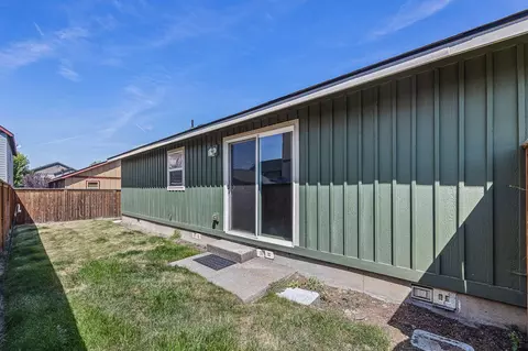867 NE Locksley Dr, Bend, OR 97701 photo 17