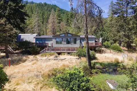357 Glenlyn Dr, Williams, OR 97544 photo 48