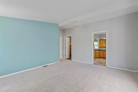 357 Glenlyn Dr, Williams, OR 97544 photo 10