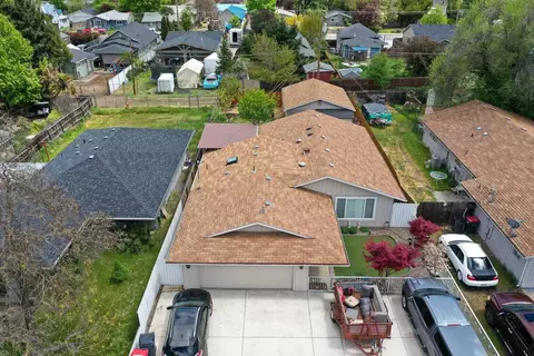 323 Jeanette Ave, Medford, OR 97501