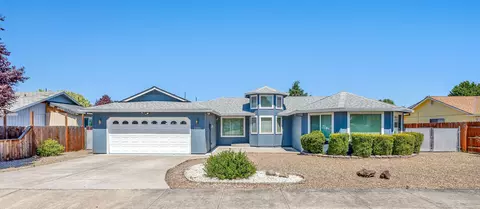2343 Winslow Park Dr, Medford, OR 97504