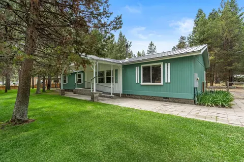 52955 Plainview Ln, La Pine, OR 97739 photo 3