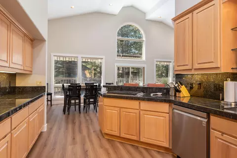 57781 Ribes Ln, Sunriver, OR 97707 photo 3