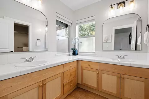63106 Riverstone Dr, Bend, OR 97703 photo 18