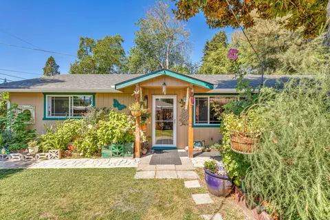 80 SW Eastern Ave, Grants Pass, OR 97526