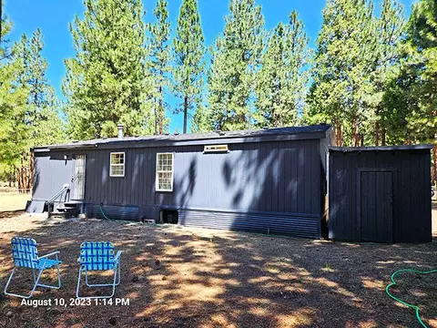 18018 Freight Road Ln, Klamath Falls, OR 97601