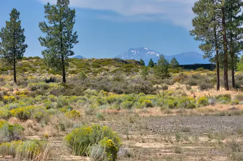 62670 NW Mt Hood Lot 42 Dr, Bend, OR 97703