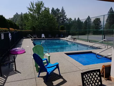 340 Cedar Ridge Dr, Cave Junction, OR 97523 photo 8
