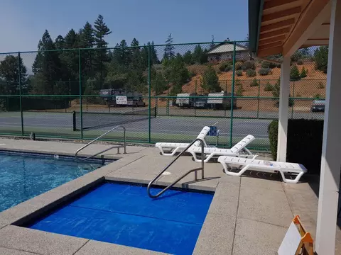 340 Cedar Ridge Dr, Cave Junction, OR 97523 photo 9