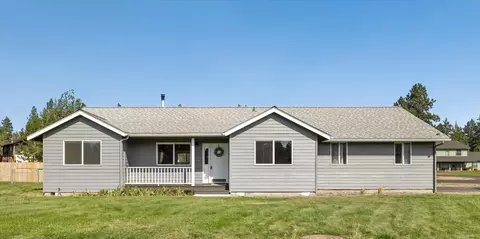 1120 Canter Ct, Sisters, OR 97759