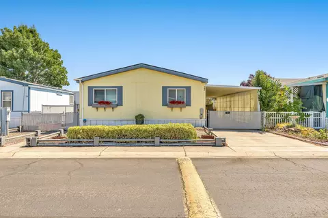 3501 Avenue C #17, White City, OR 97503