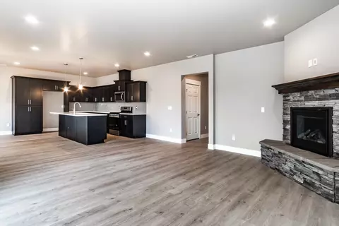 Other - 61431 Kobe St #404, Bend, OR 97702 photo 4 of 13
