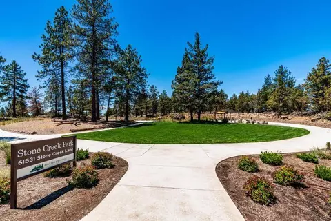 Exterior - 61431 Kobe St #404, Bend, OR 97702 photo 3 of 4