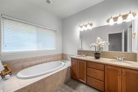 61311 SW Brookside Loop, Bend, OR 97702 photo 16