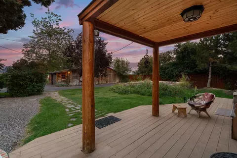 21001 Young Ave, Bend, OR 97703 photo 17