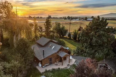 21001 Young Ave, Bend, OR 97703