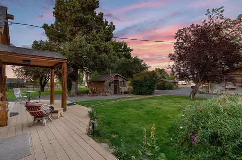 21001 Young Ave, Bend, OR 97703 photo 15
