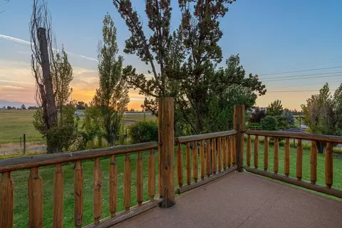 21001 Young Ave, Bend, OR 97703 photo 14