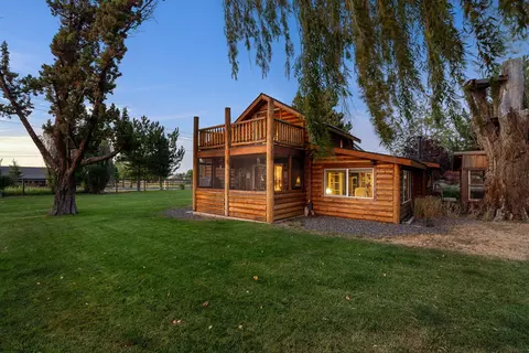 21001 Young Ave, Bend, OR 97703 photo 10