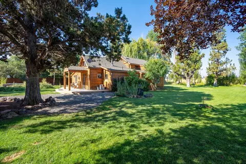 21001 Young Ave, Bend, OR 97703 photo 22
