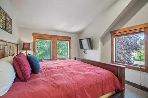 56610 Dancing Rock Loop, Bend, OR 97707 photo 9