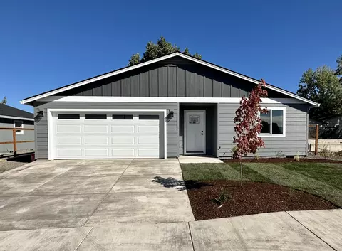7928 27th St #LOT 33, White City, OR 97503