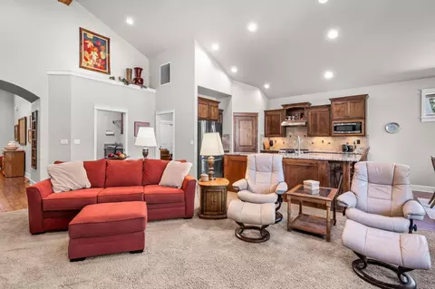 20150 Stonegate Dr, Bend, OR 97702 photo 14
