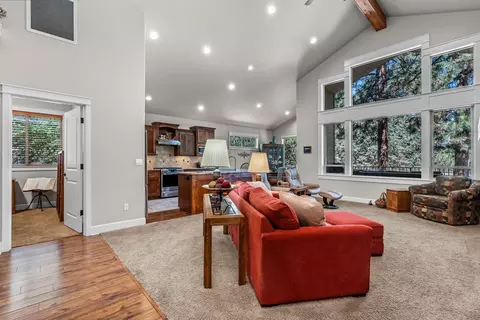 20150 Stonegate Dr, Bend, OR 97702 photo 5