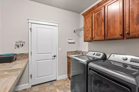 20150 Stonegate Dr, Bend, OR 97702 photo 25