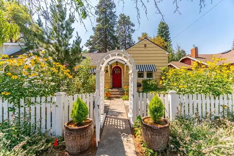 1655 NW 2nd St, Bend, OR 97703