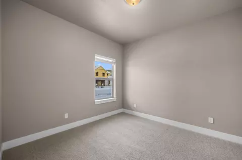 61443 Kobe St #401, Bend, OR 97702 photo 31