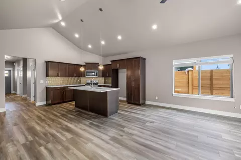 61443 Kobe St #401, Bend, OR 97702 photo 20