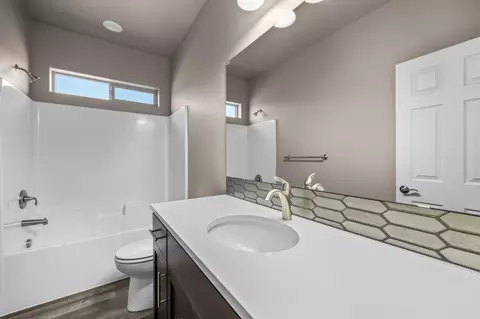 61443 Kobe St #401, Bend, OR 97702 photo 33