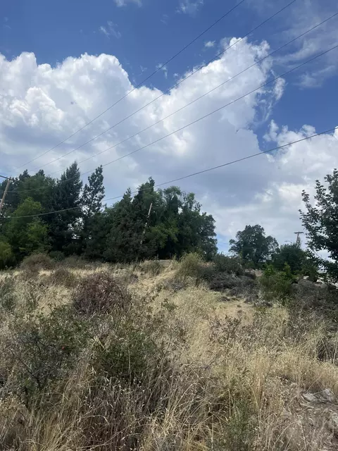 0 High St #11900, Klamath Falls, OR 97601