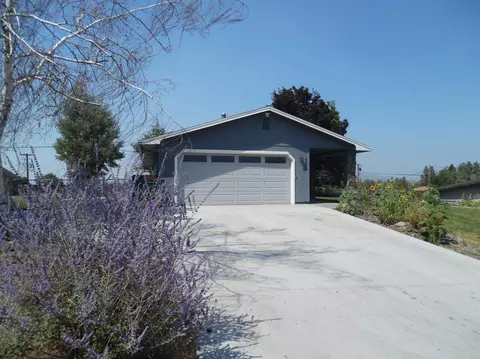 5304 Summit St, Klamath Falls, OR 97603